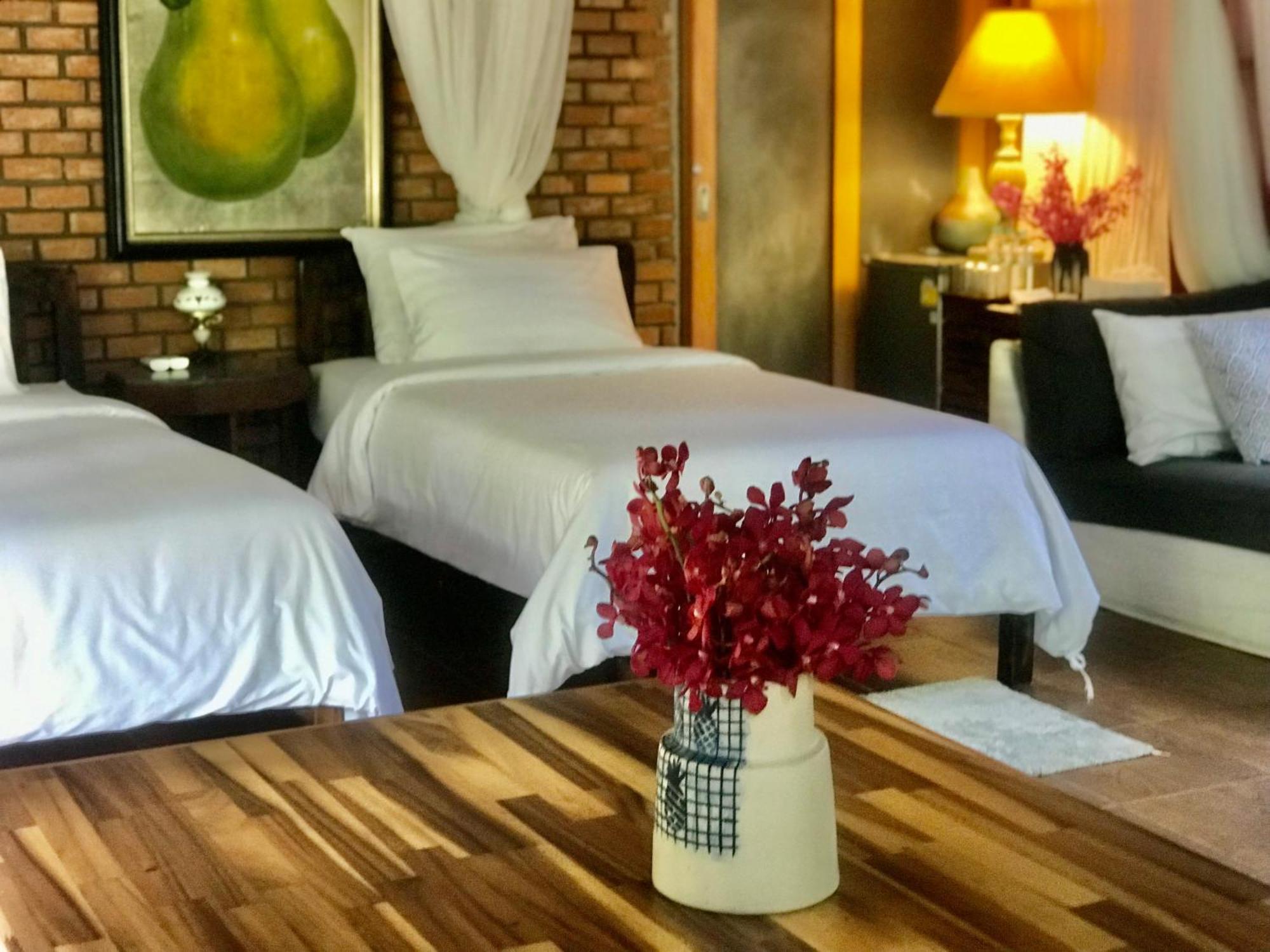 Hostal The Now By Kru Se Ban Muang Pha Exterior foto